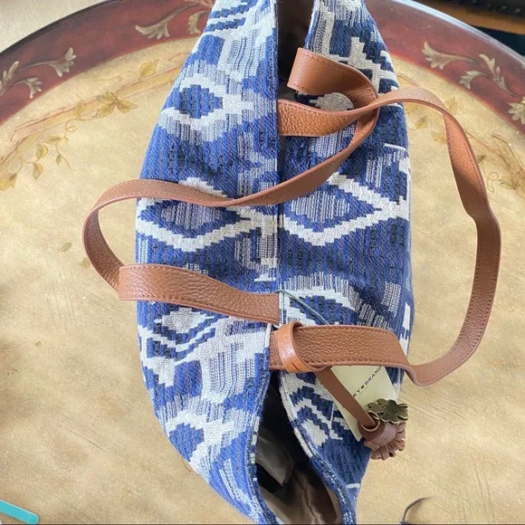 NWT Lucky Brand Blue and Tan Shoulder Bag - Picture 4 of 9